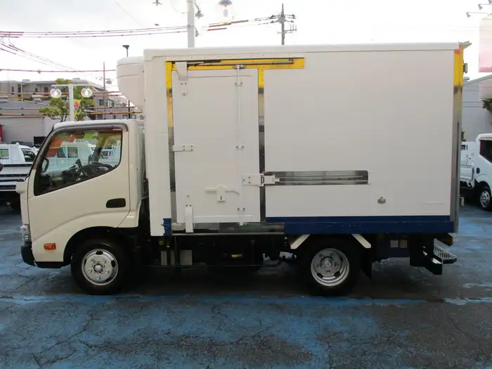 日野 デュトロ 小型 冷凍冷蔵 低温 スタンバイの中古トラック画像4