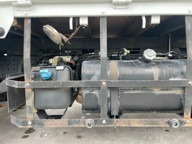 三菱 キャンター 小型 平ボディ パワーゲート 床鉄板の中古トラック画像16