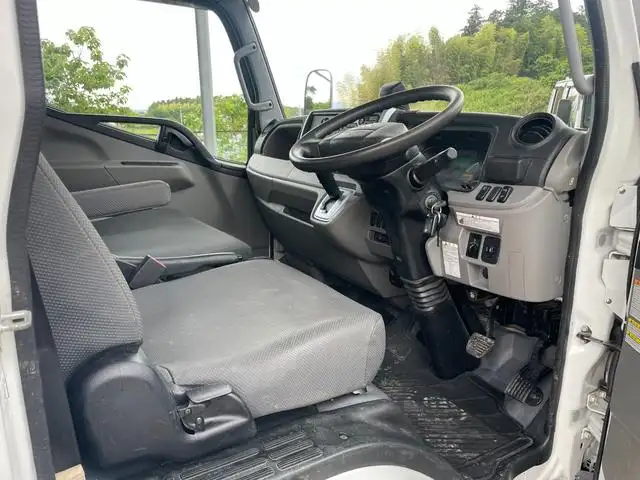 三菱 キャンター 小型 平ボディ  H31/R1の中古トラック画像13