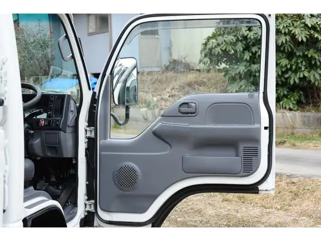 いすゞ エルフ 小型 平ボディ パワーゲート 床鉄板の中古トラック画像8