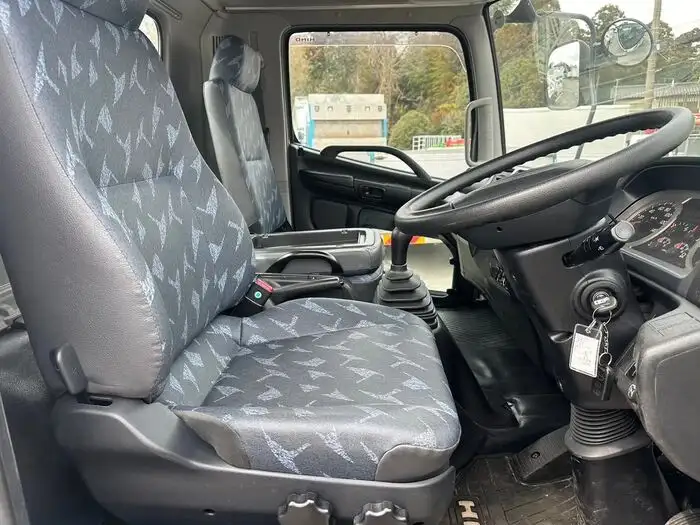 日野 レンジャー 中型/増トン タンク車 ローリー TKG-FC9JDAAの中古トラック画像13