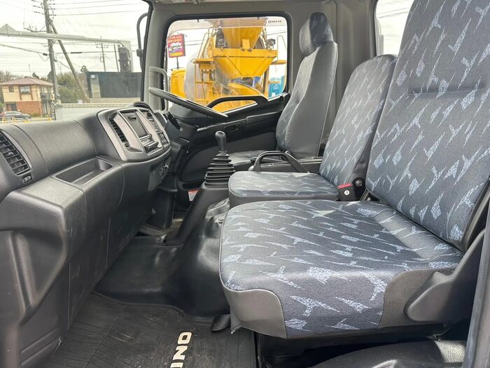 日野 レンジャー 中型/増トン タンク車 ローリー TKG-FC9JDAAの中古トラック画像14
