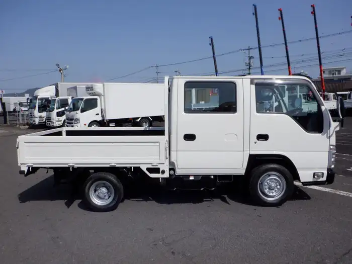 マツダ タイタン 小型 平ボディ Wキャブ(ダブルキャブ) 床鉄板の中古トラック画像2