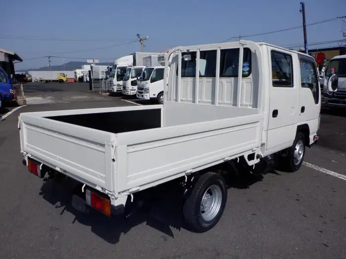 マツダ タイタン 小型 平ボディ Wキャブ(ダブルキャブ) 床鉄板の中古トラック画像3