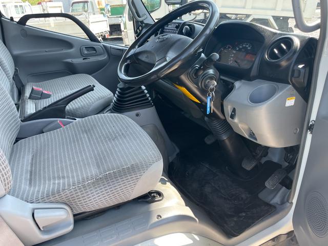 日野 デュトロ 小型 平ボディ パワーゲート の中古トラック画像11