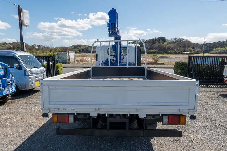 いすゞ エルフ 小型 クレーン付 4段 ラジコンの中古トラック画像3