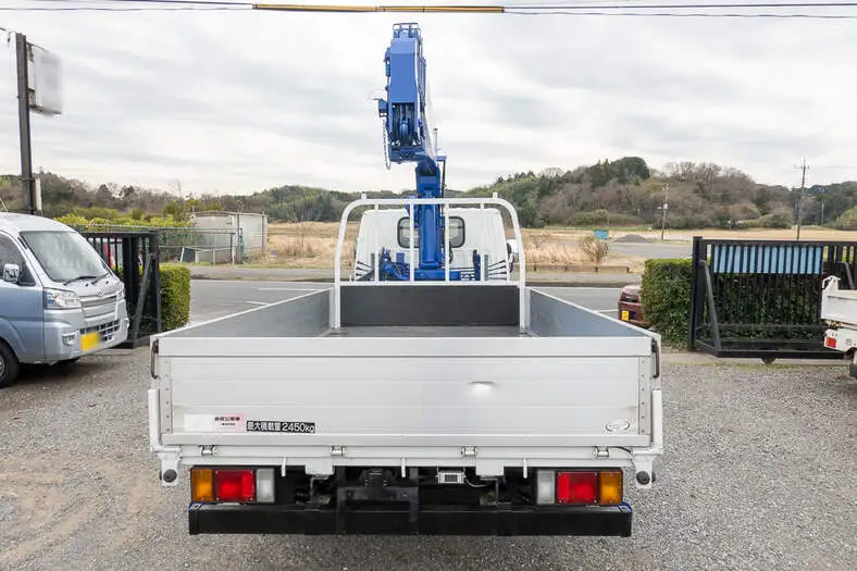 いすゞ エルフ 小型 クレーン付 アルミブロック 6段の中古トラック画像3
