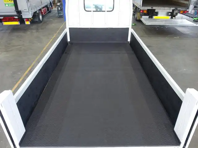 日産 アトラス 小型 平ボディ パワーゲート 床鉄板の中古トラック画像7
