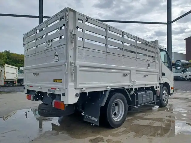 日野 デュトロ 小型 平ボディ  H30の中古トラック画像3