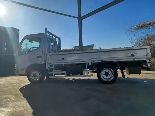 日野 デュトロ 小型 平ボディ  H29の中古トラック画像3