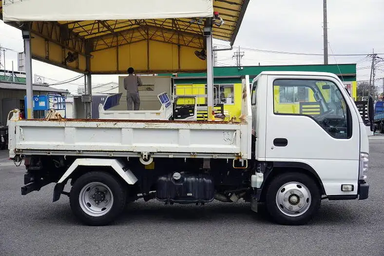 いすゞ エルフ 小型 ダンプ 三転 強化の中古トラック画像2