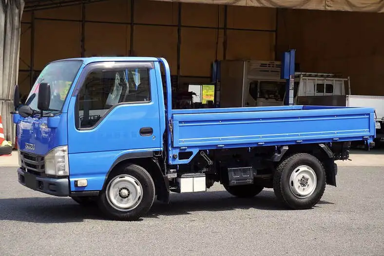 いすゞ エルフ 小型 平ボディ TPG-NJR85A H28の中古トラック画像1