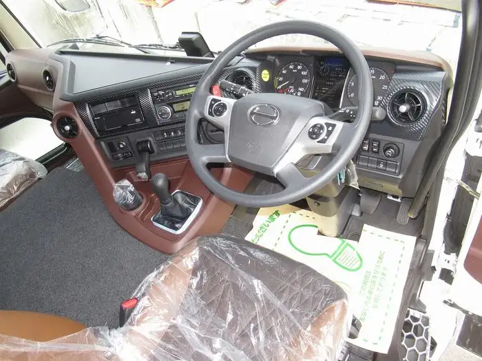日野 プロフィア 大型 ウイング ハイルーフ エアサスの中古トラック画像10