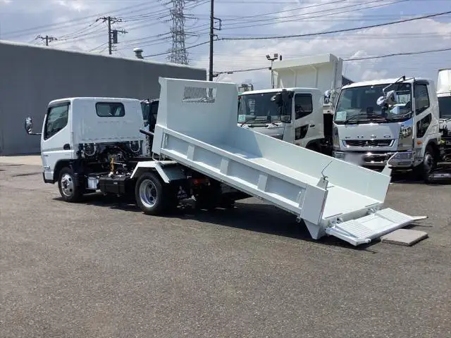 三菱 キャンター 小型 ダンプ ローダー 2RG-FBA60の中古トラック画像9