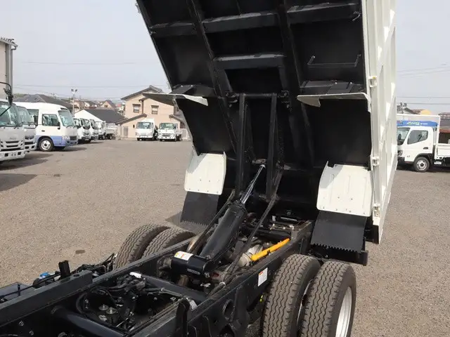 三菱 キャンター 小型 ダンプ 土砂禁 2RG-FBA60の中古トラック画像16