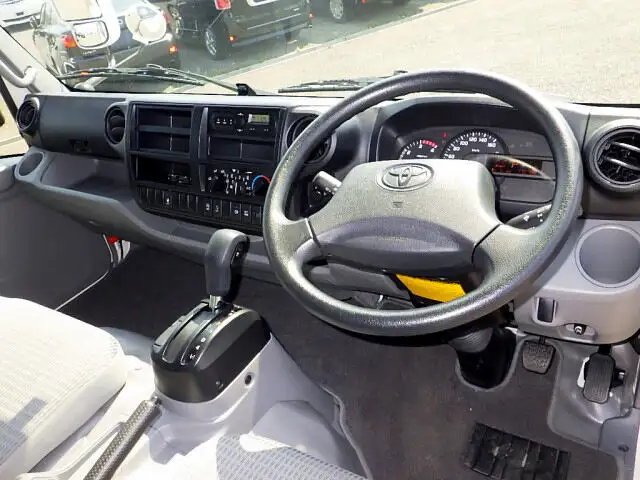 トヨタ トヨエース 小型 平ボディ 幌 TPG-XZU722の中古トラック画像10