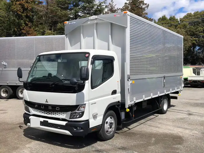 三菱 キャンター 小型 ウイング 2RG-FEB50 R5の中古トラック画像1