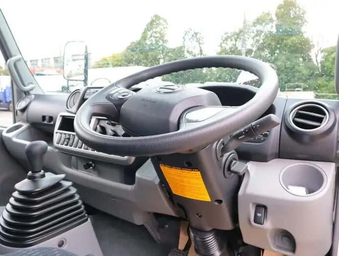 日野 デュトロ 小型 平ボディ 2RG-XZU605M R5の中古トラック画像10