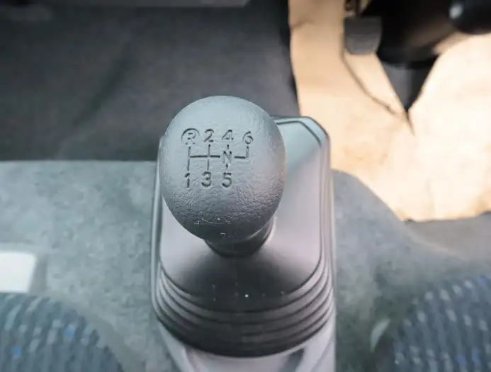 日野 デュトロ 小型 平ボディ 2RG-XZU605M R5の中古トラック画像13