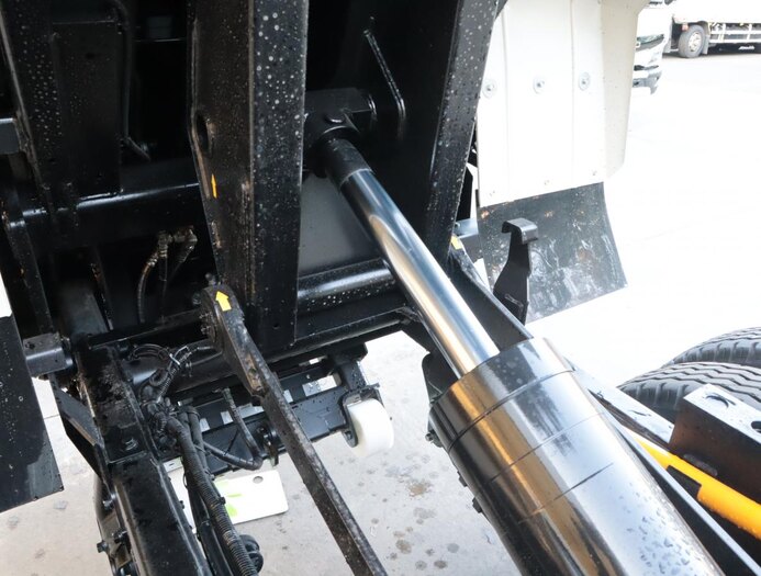 三菱 キャンター 小型 ダンプ ローダー 2RG-FBA60の中古トラック画像13