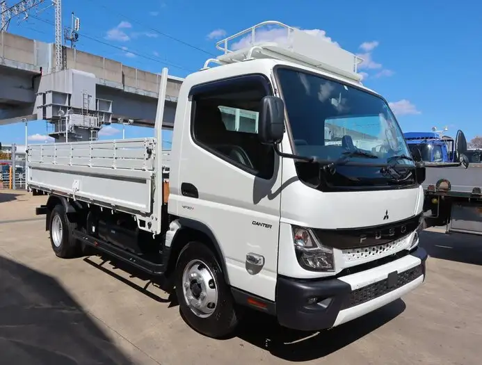 三菱 キャンター 小型 平ボディ 2RG-FEB90 R5の中古トラック画像2