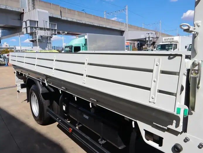 三菱 キャンター 小型 平ボディ 2RG-FEB90 R5の中古トラック画像10