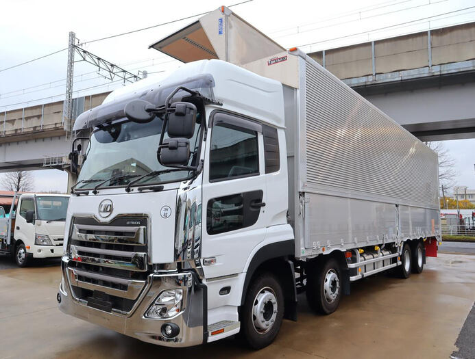 日産UD クオン 大型 ウイング