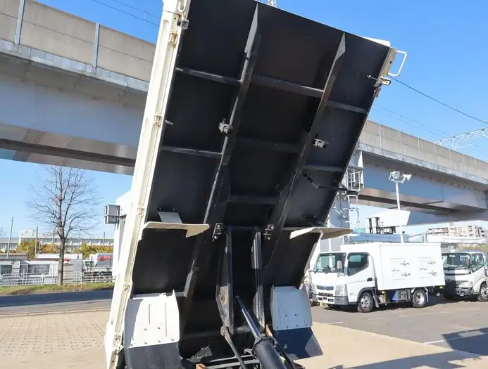 日野 デュトロ 小型 ダンプ 強化 2RG-XZC600Tの中古トラック画像12