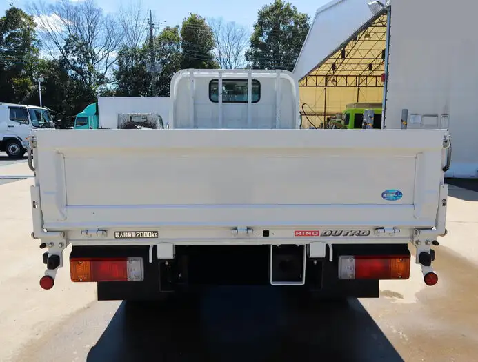 日野 デュトロ 小型 平ボディ 2RG-XZU605M R3の中古トラック画像3