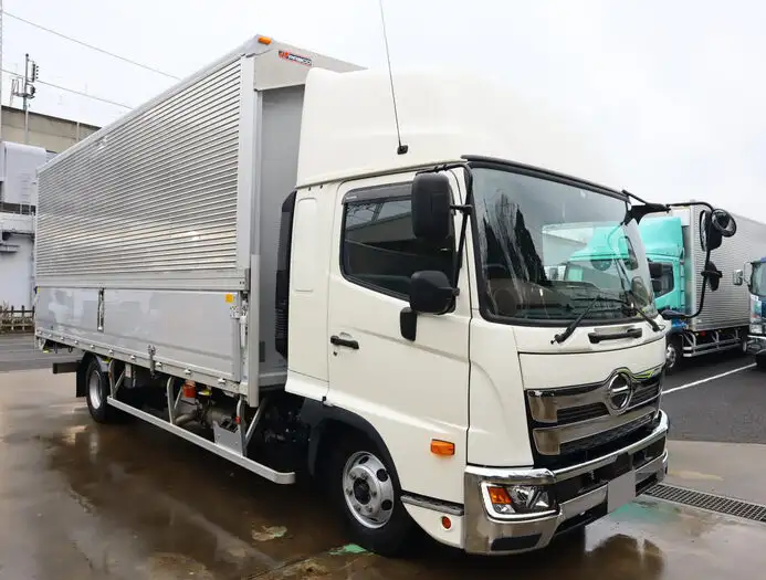 日野 レンジャー 中型/増トン ウイング エアサス ベッドの中古トラック画像2