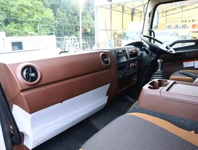 日野 レンジャー 中型/増トン ウイング エアサス ベッドの中古トラック画像15