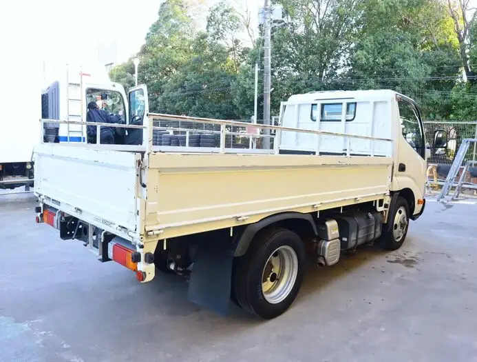 トヨタ トヨエース 小型 平ボディ TKG-XZC675 H31/R1の中古トラック画像3