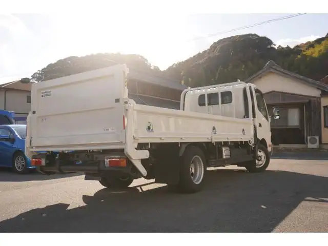 日野 デュトロ 小型 平ボディ パワーゲート 2RG-XZC710Mの中古トラック画像3
