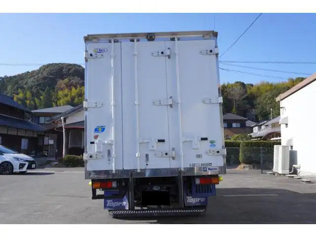 三菱 キャンター 小型 冷凍冷蔵 中温 スタンバイの中古トラック画像3