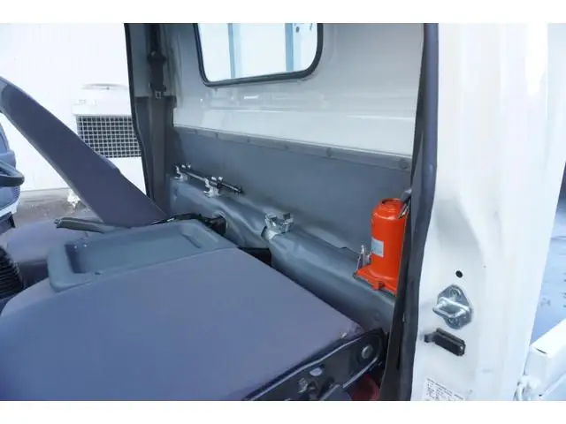 マツダ タイタン 小型 平ボディ 床鉄板 の中古トラック画像11