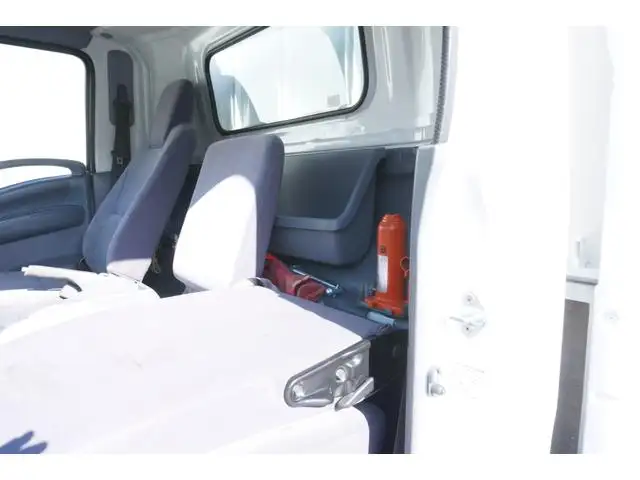 マツダ タイタン 小型 平ボディ パワーゲート 床鉄板の中古トラック画像11