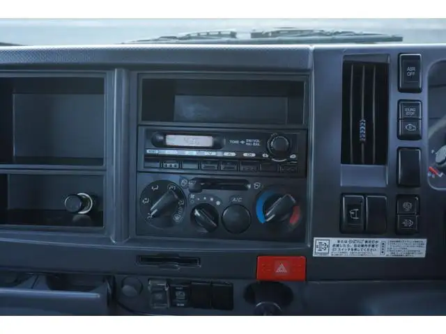 いすゞ エルフ 小型 平ボディ パワーゲート の中古トラック画像11