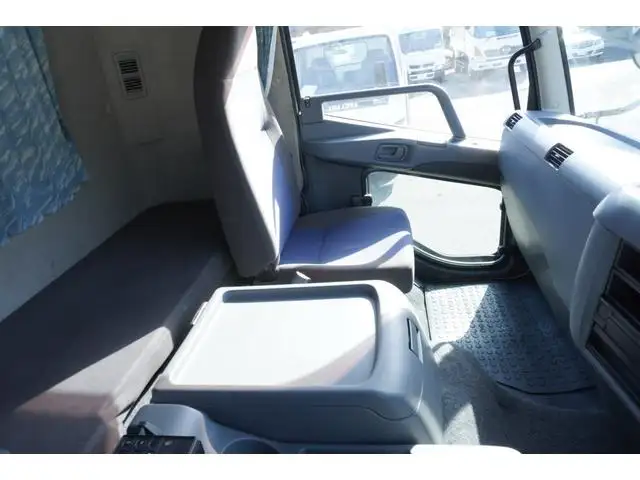 三菱 ファイター 中型/増トン 車両重機運搬 ラジコン ウインチの中古トラック画像12