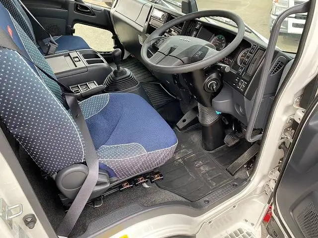 いすゞ フォワード 中型/増トン ウイング パワーゲート エアサスの中古トラック画像13