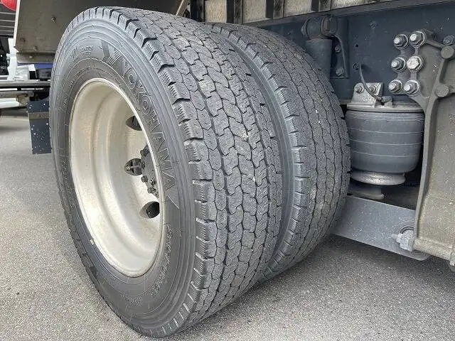 いすゞ ギガ 大型 冷凍冷蔵 低温 パワーゲートの中古トラック画像20