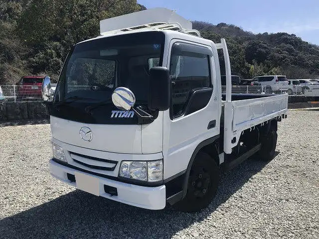 マツダ タイタン 小型 平ボディ KK-WH38H H14の中古トラック画像1