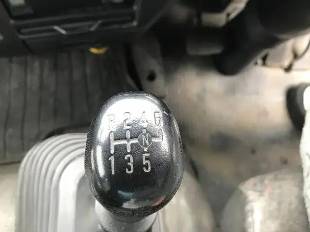 いすゞ フォワード 中型/増トン パッカー車 プレス式 ベッドの中古トラック画像12