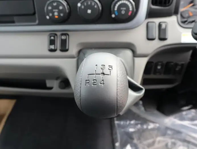 三菱 キャンター 小型 ウイング 2RG-FEB50 R5の中古トラック画像14