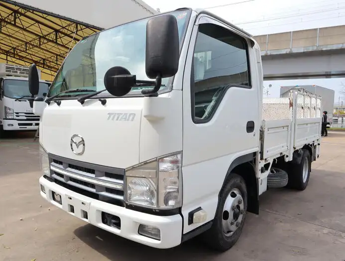 マツダ タイタン 小型 平ボディ パワーゲート 床鉄板 の中古トラック【車両No.163369】