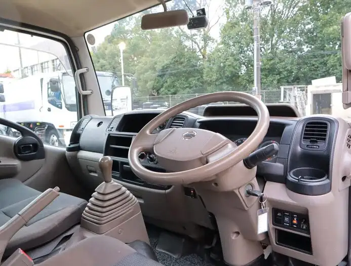 日産 アトラス 小型 平ボディ パワーゲート TKG-SZ5F24の中古トラック画像12