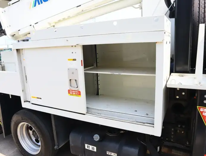 三菱 キャンター 小型 高所・建柱車 高所作業車 電工仕様の中古トラック画像4