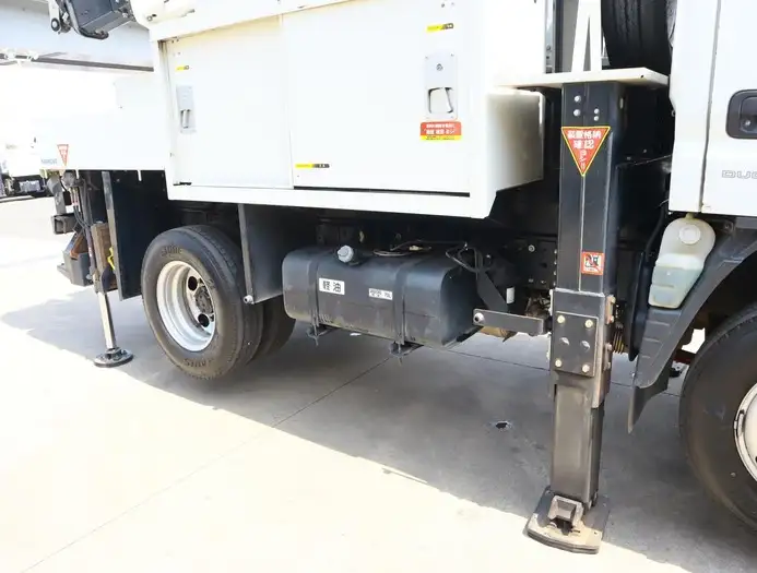 三菱 キャンター 小型 高所・建柱車 高所作業車 電工仕様の中古トラック画像11