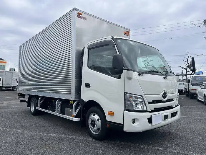 日野 デュトロ 小型 アルミバン パワーゲート 2RG-XZU722Mの中古トラック画像2