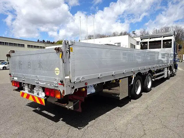 中古 トレーラーヘッド (トラクターヘッド) 大型 H26年