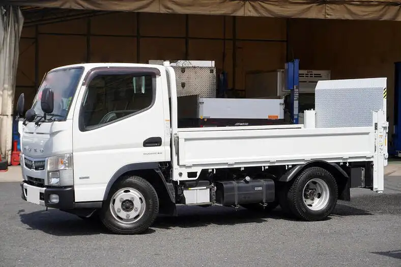 三菱 キャンター 小型 平ボディ パワーゲート 床鉄板の中古トラック画像1